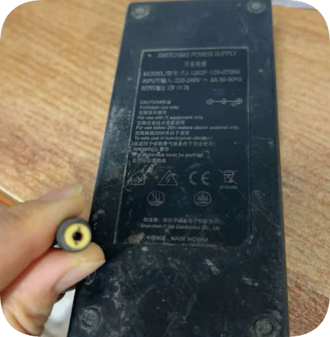 *Brand NEW*Suitable for Fujia switching power supply FJ-1202F-120-07000 power adapter 12V7A round mouth 5.5*2. *Brand NEW*Suitable for Fujia switching power supply FJ-1202F-120-07000 power adapter 12V7A round mouth 5.5*2.